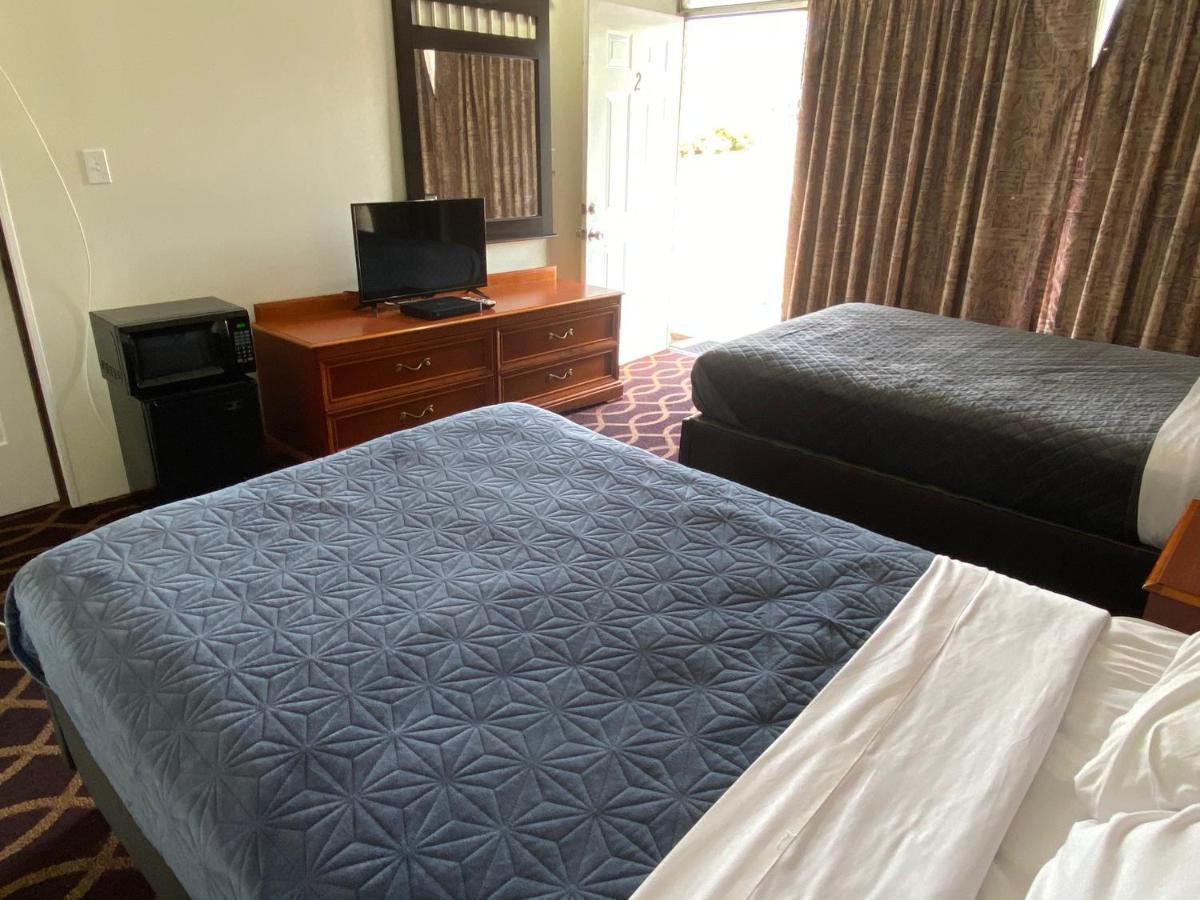 Sonrise Inn 브리즈우드 외부 사진